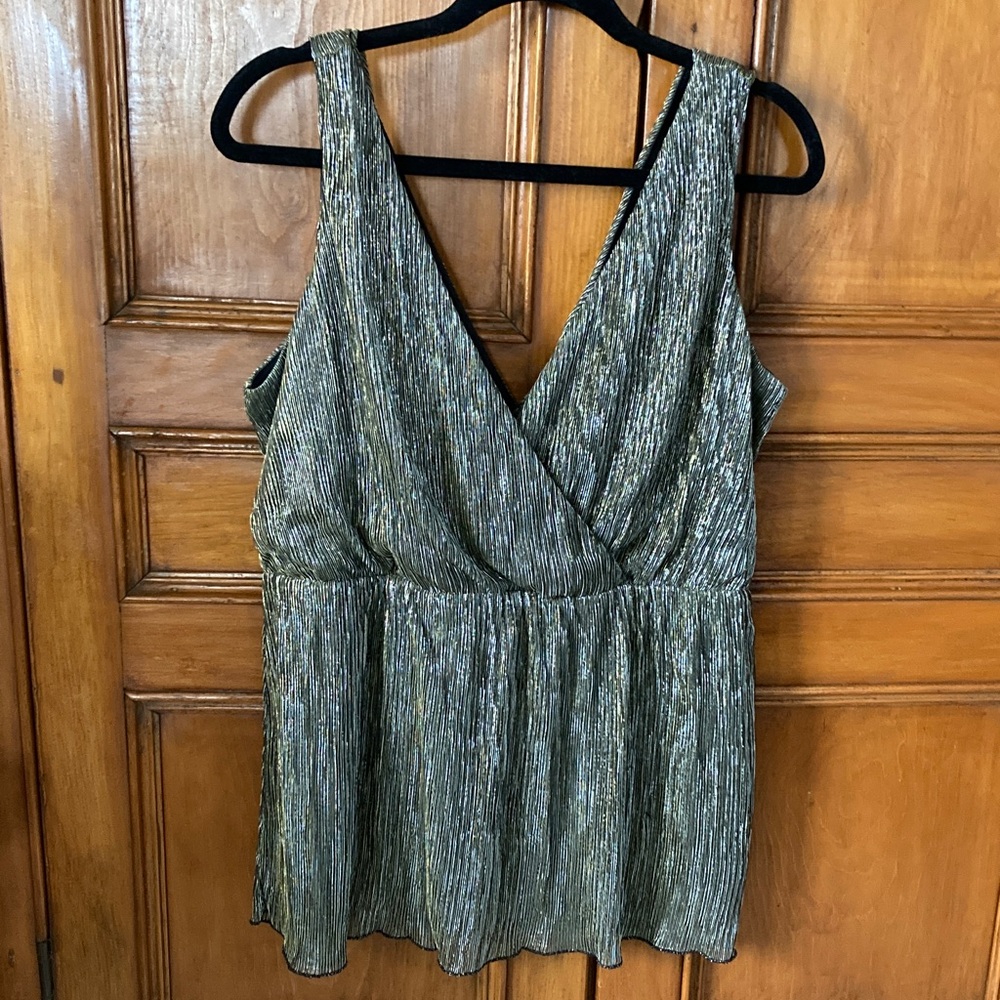 Ricki's Shimmering Gold Sleeveless Blouse